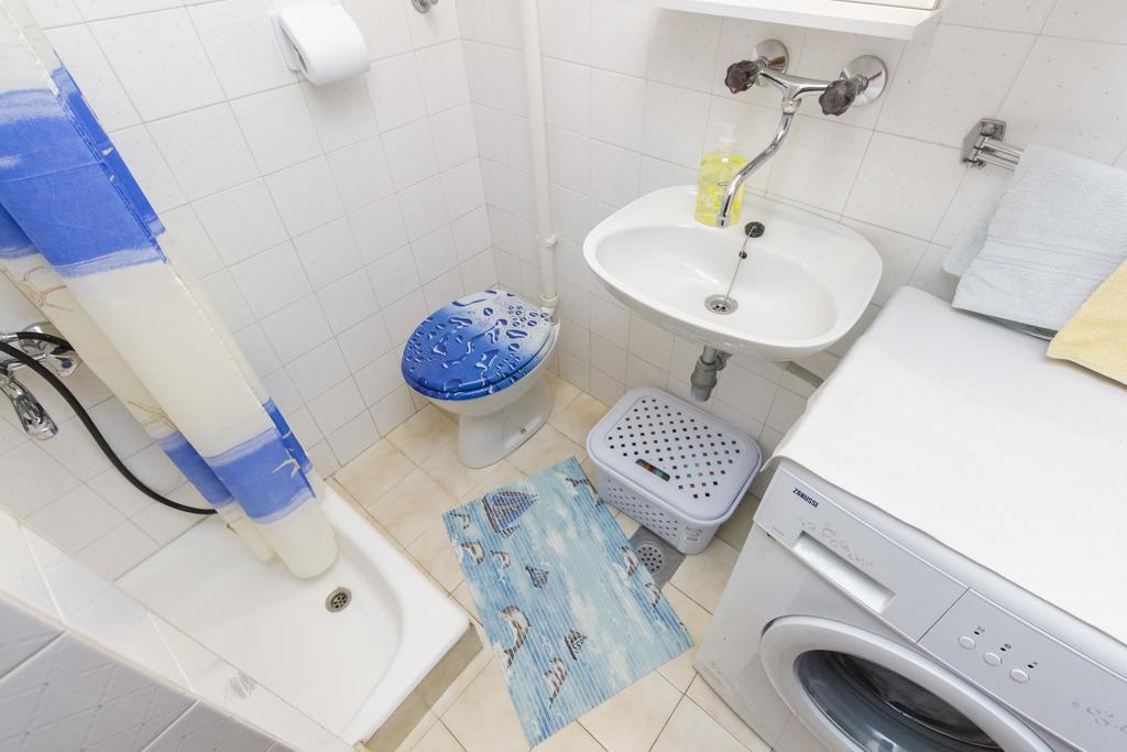 Apartment Neven Rogoznica  Bilik gambar